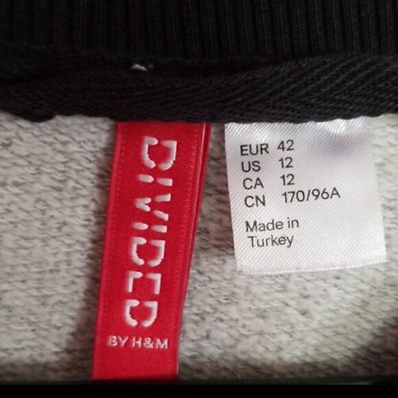 Cute H&M "R" Letter Jacket - Picture 4 of 4